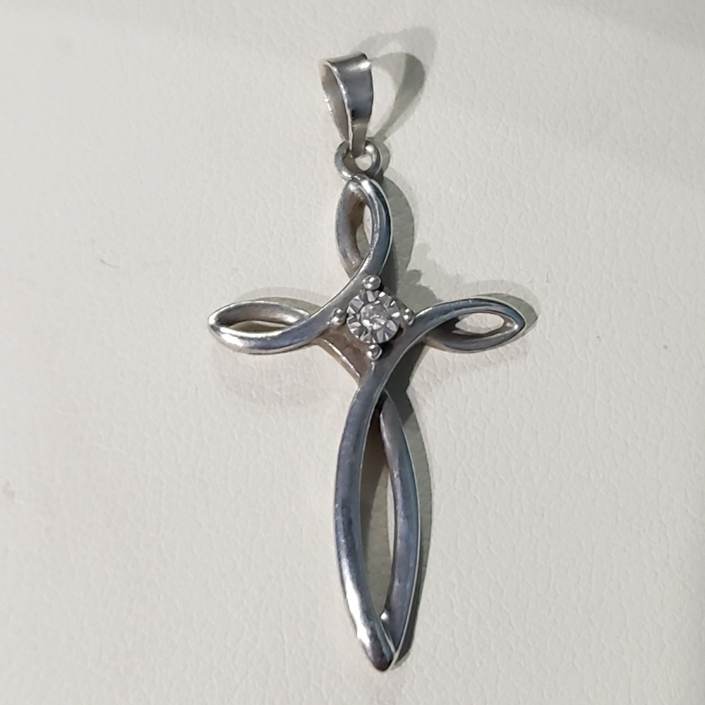 Sterling Silver Cross Pendant